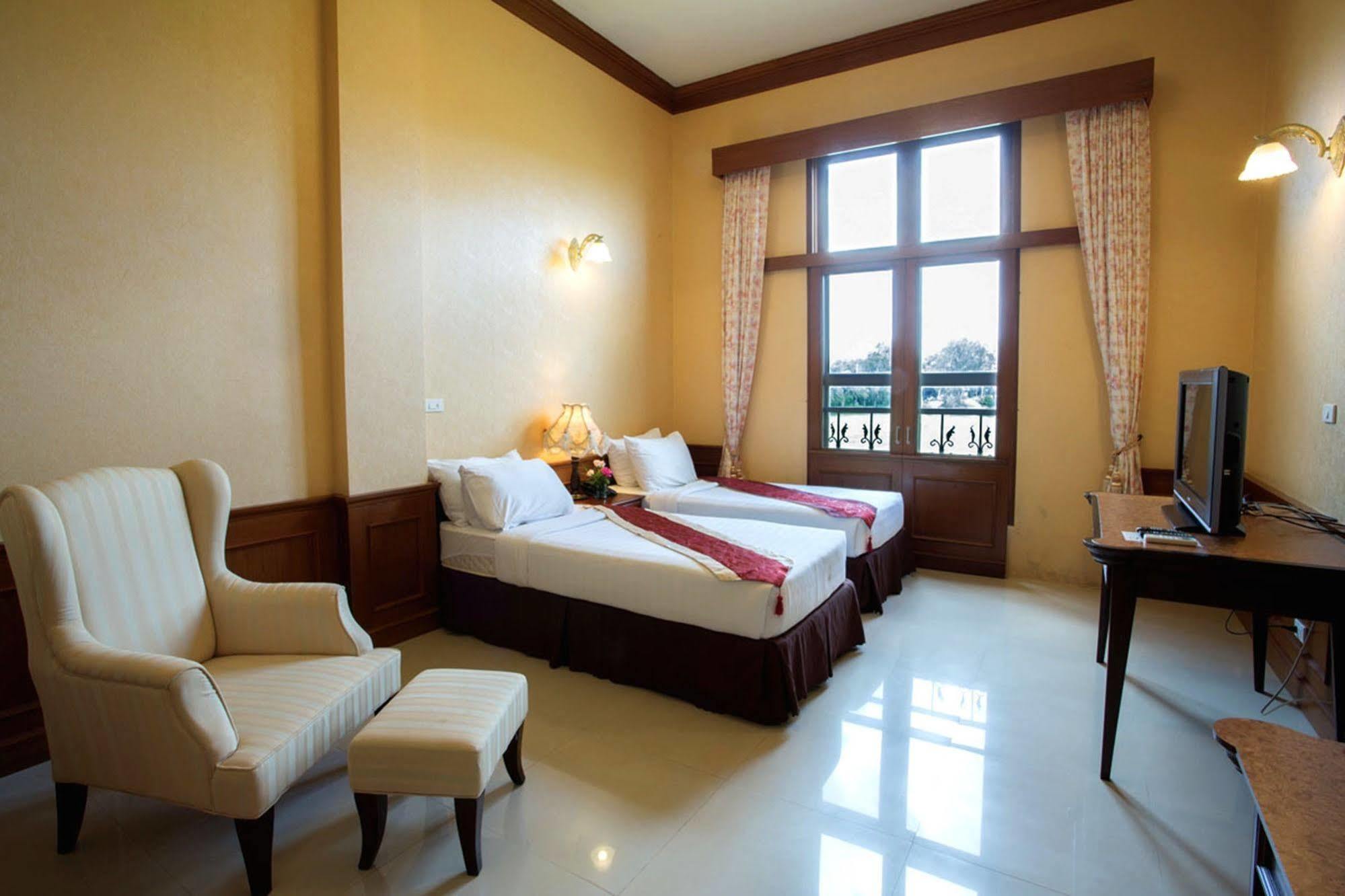 Chateau De Khaoyai Hotel & Resort Pak Chong Exterior foto